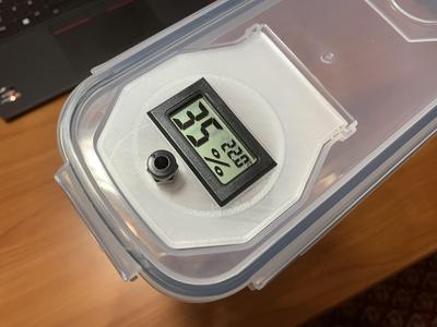 Cereal box lids for filaments