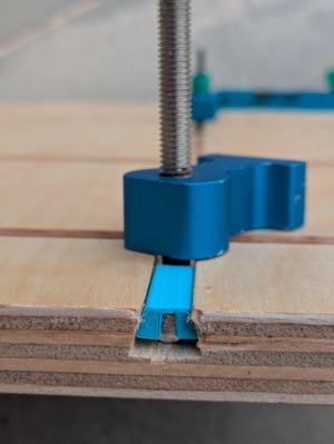 Dovetail Adapter for L-Bolts