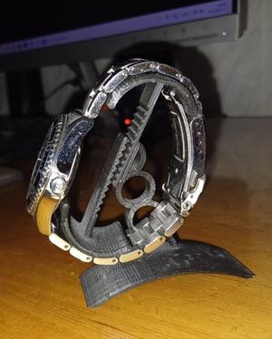 Quickprint™ adjustable watch stand