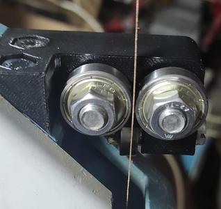 3 point Bearing guide for bandsaw