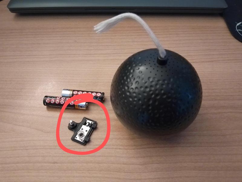 Krytka baterie pro bombu z Tik Tak Bum stolní hry
