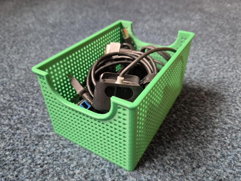 Storage basket