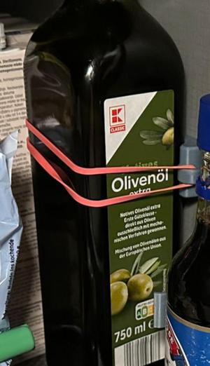 Bottle safety mount square