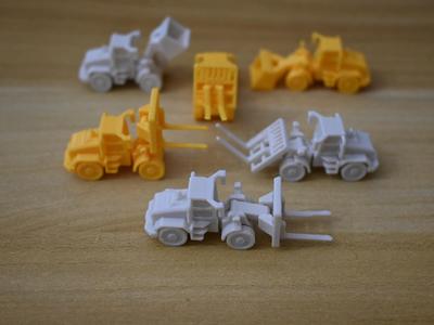Forklifts – more detailed versions (Forklifts - More Detailed Versions) 1:160
