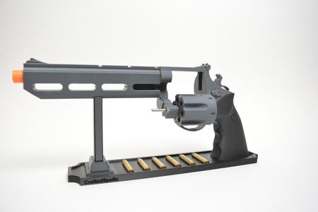 TOY - - -REPLICA .44 Magnum from fallout 4, with spinning cylinder - - - TOY DOES NOT SHOOT 