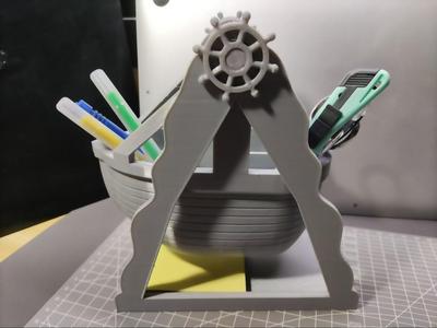 Desk organizer 