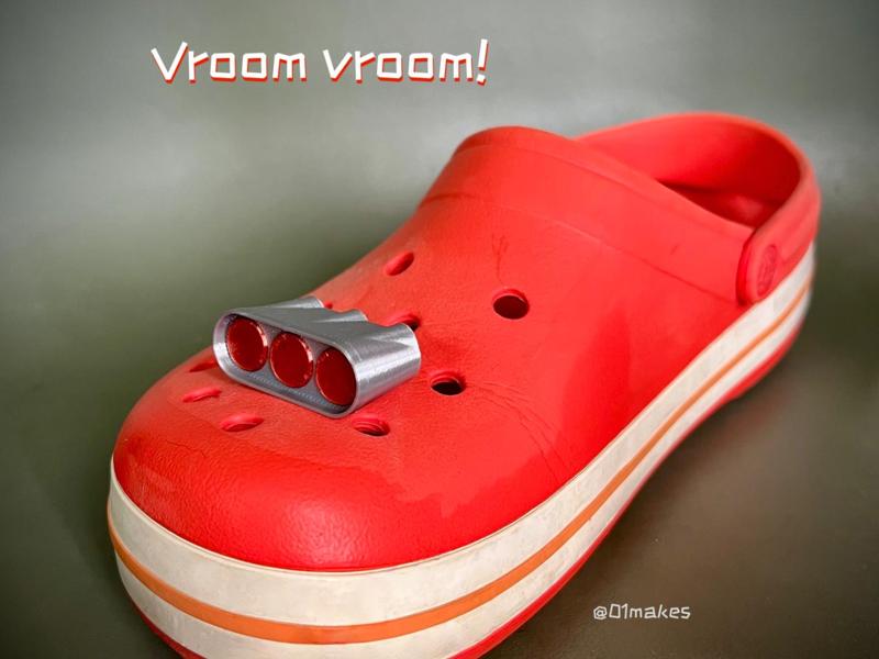 Muscle car engine air intake shoe charm