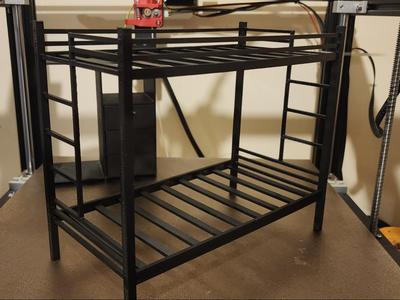 Twin-Twin Bunk Bed