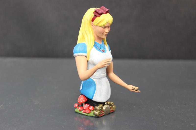 Alice in wonderland fan art bust