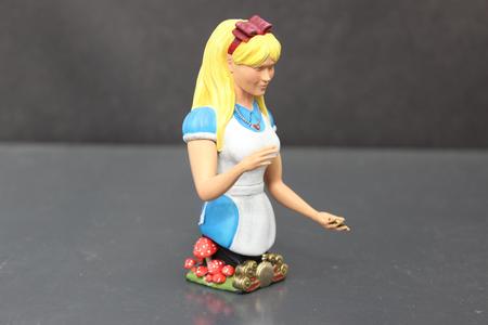 Alice in wonderland fan art bust