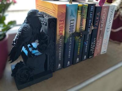 Black Raven Bookend inspired by Ravenhood