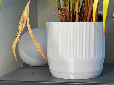 Large Plant Pots: 8.25, 7, 6.22 inch with and without drainage holes 