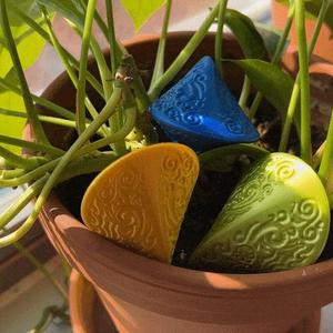 Ornamental Easter Oloid