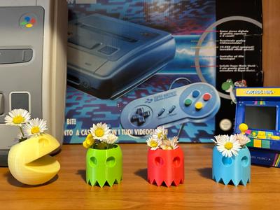 Pac-Man and Ghosts, Planter pots
