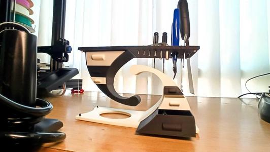 Tensegral tool organizer