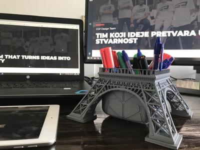 Eiffel tower vase / pen stand by paX