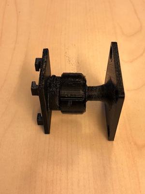 Mobile ball joint bracket