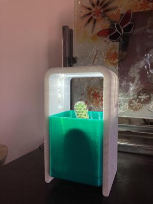 Desktop mini flowerpot lamp