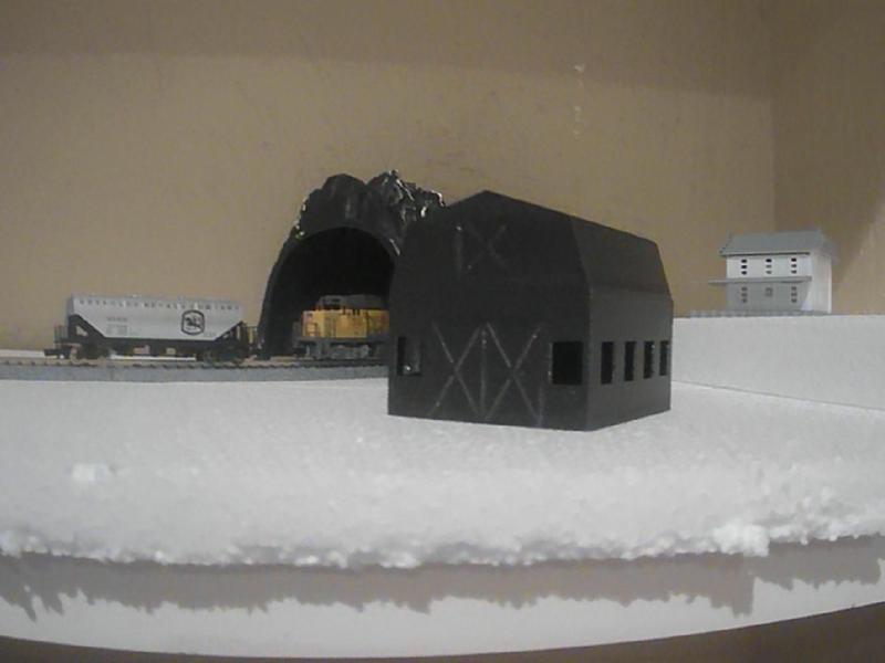 n scale barn