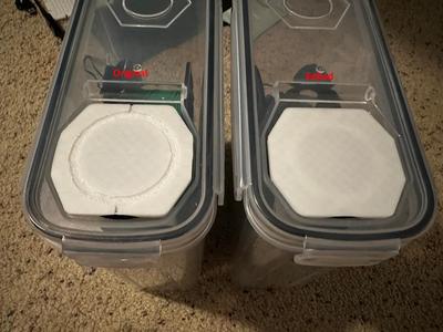 Modified Lid for Combined Desiccant Cup / Hygrometer Mount for Filament Dry Box
