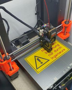 Multi-colour 3D printed signs