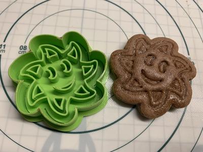 Sun cookie cutter