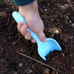 Garden shovel