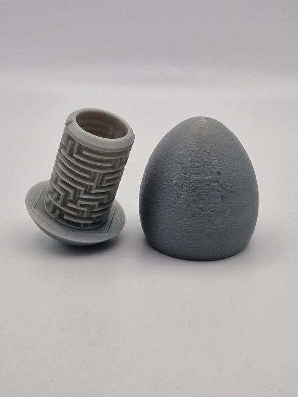 Easter egg with labyrinth 63mm