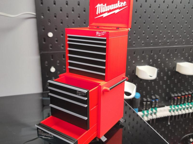 Milwaukee-Inspired Double-Stacked Tool Chest