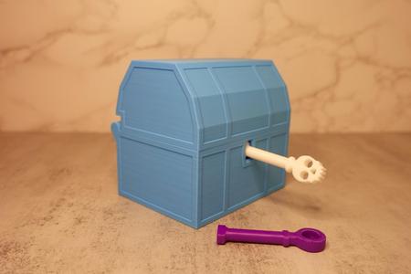 Treasure Chest (Key Lock)