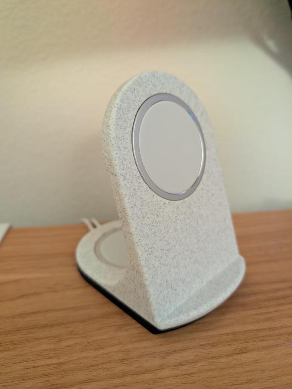 MagSafe Charging Station - Phone and Earbuds