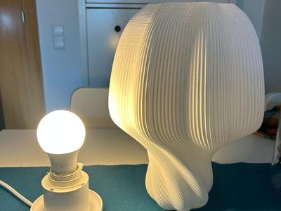 Fredolic Lamp