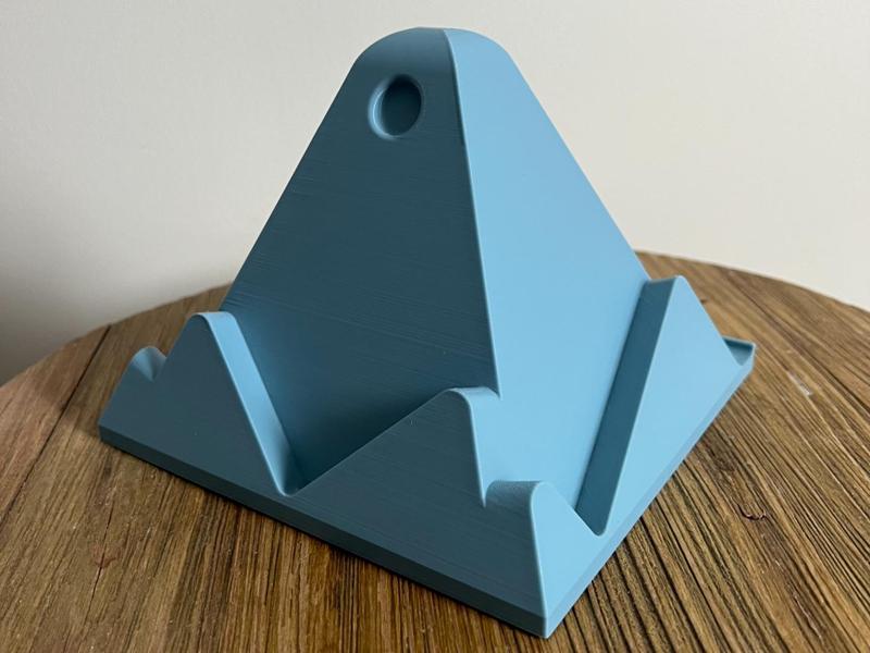 Word Wedge (E-Reader Stand)