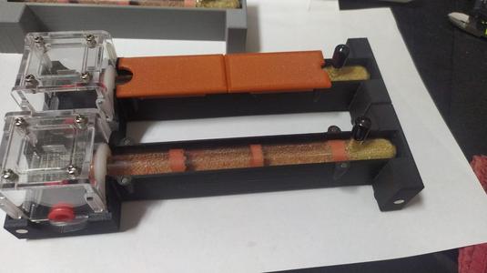 Soporte tubos para Reinas "Bambu" con forrajeo