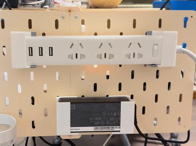 Universal Size Pegboard Socket Mount
