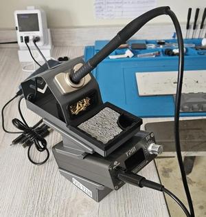 T210 Soldering Station   