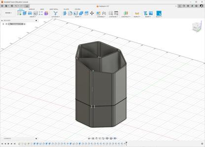 Heptagonal pen holder