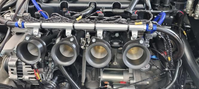 1.6i Zetec - intake trumpets