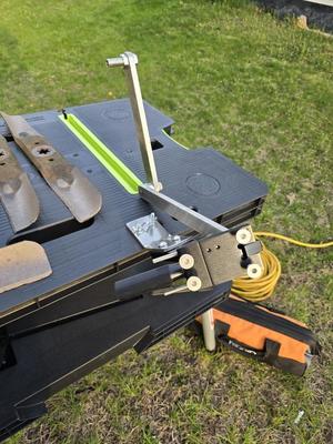 RACTOPMower blade sharpener washer for Keter table