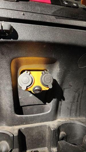 Fiat Ducato 12v twin socket switch