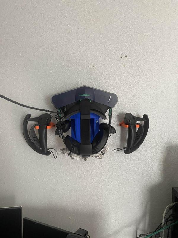Pimax VR headset Wall mount