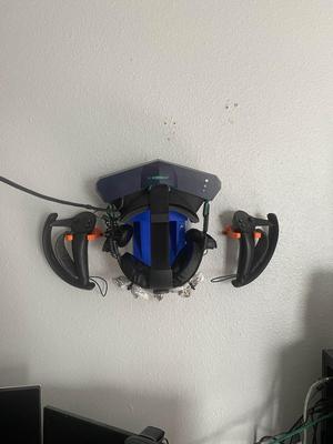 Pimax VR headset Wall mount
