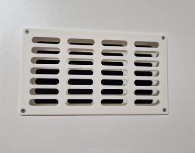 ventilation grille  /  Lüftungsgitter