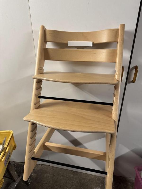 Chair wall mount for Tripp Trapp (and others)