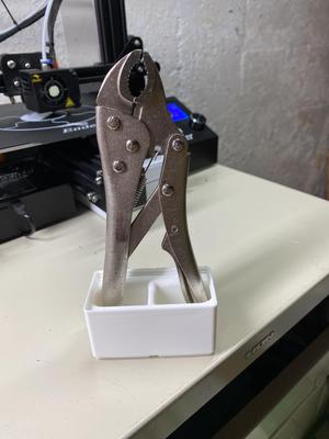 Large Tool Grip Gridfinity Holder