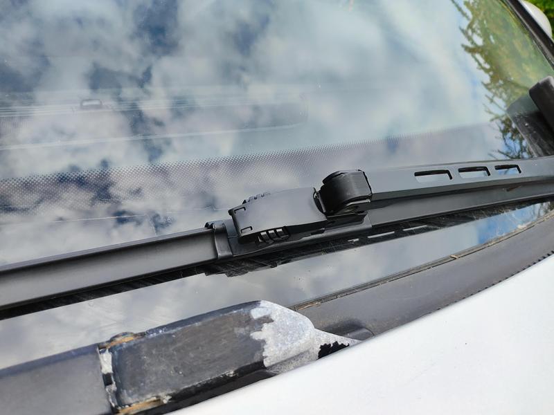 AUDI A4 B6 Wiper adapter to J hook