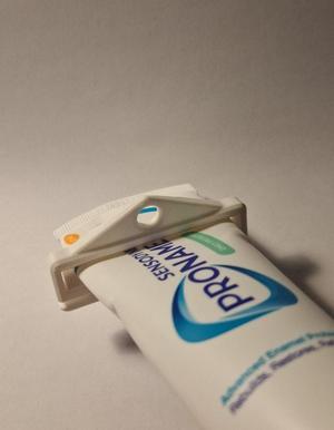 paste squeezer