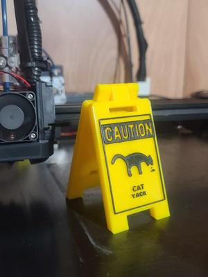 Caution sign "cat yack"