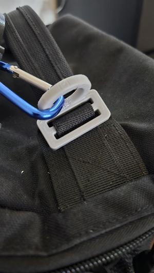 BACKPACK LUNCHBOX STRAP clip mount