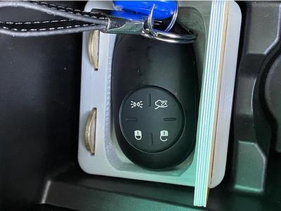 Fiat 500e (new 500e/2021) Key, Card and Coin/Token holder